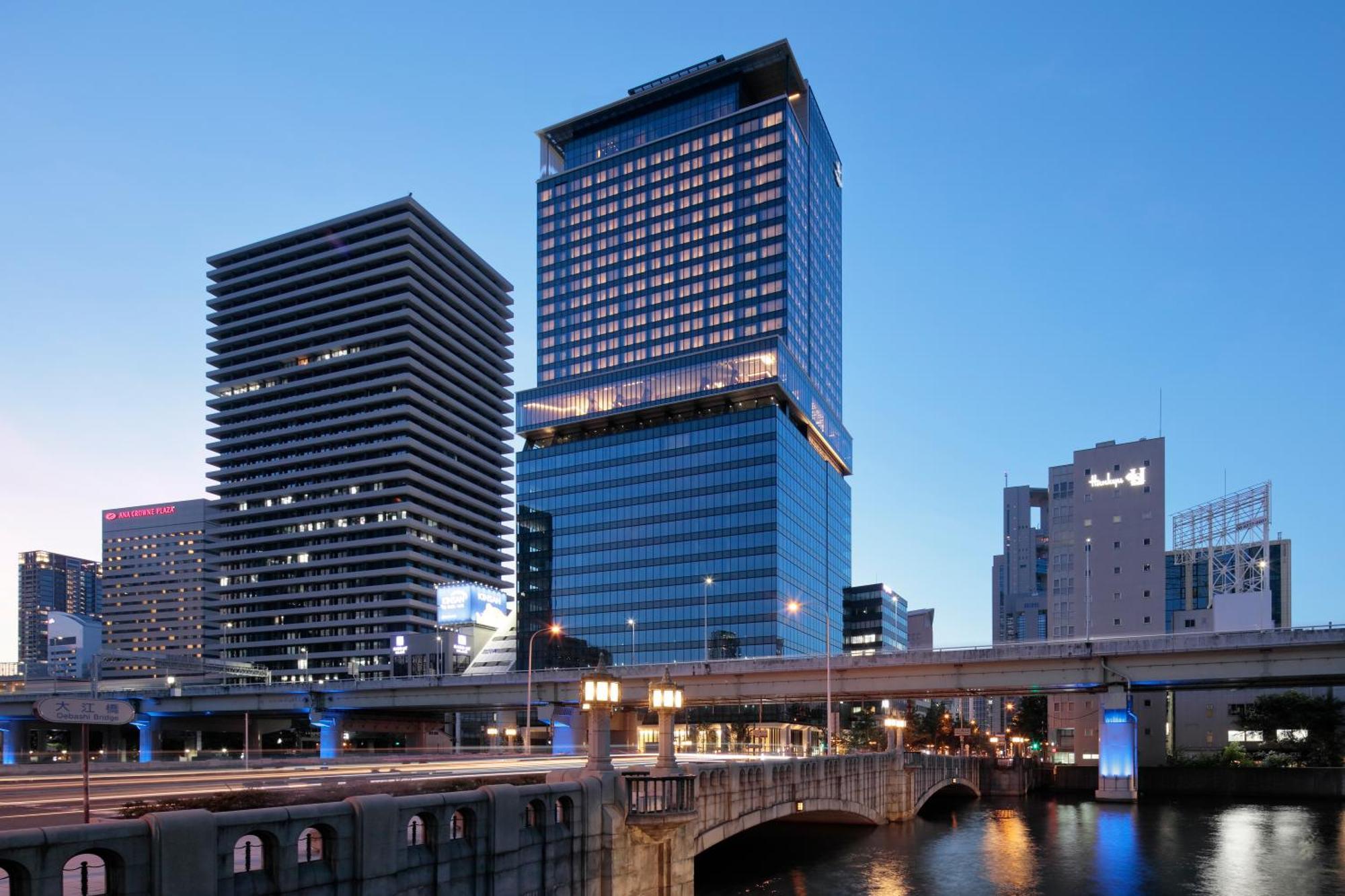 Candeo Hotels Osaka The Tower Exterior photo