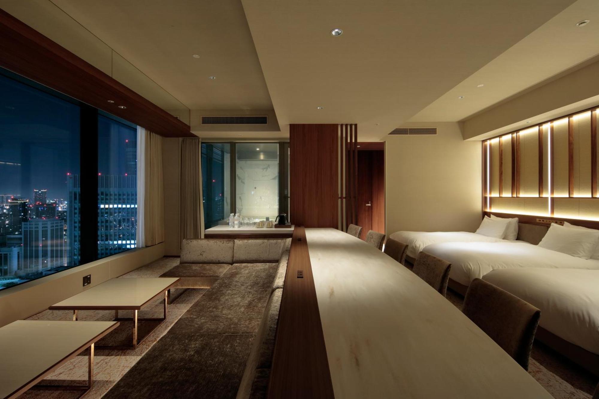 Candeo Hotels Osaka The Tower Exterior photo